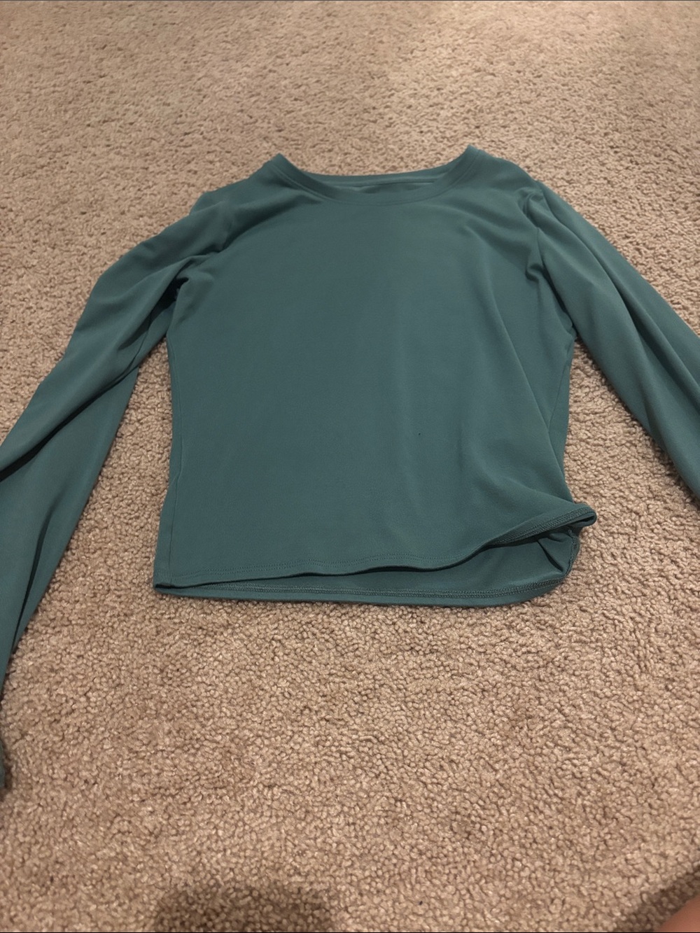 Hollister Long-Sleeve Crewneck Top in Teal Green